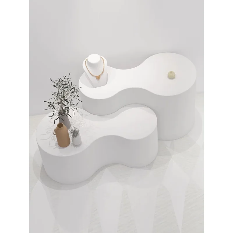 

Japan and South Korea simple Internet celebrity clothing store bag shoes jewelry rack Nakajima flowing water display wall
