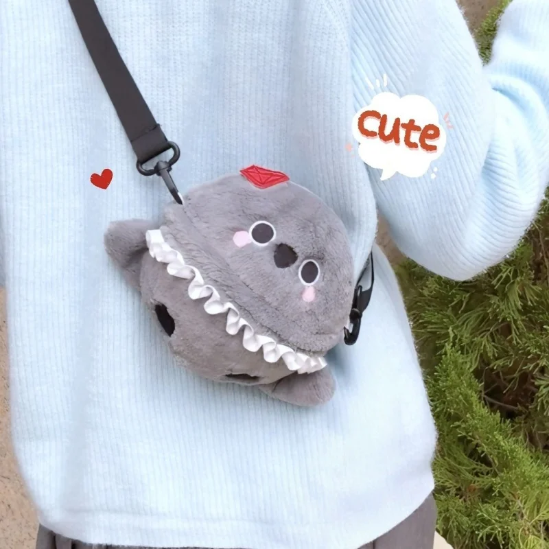 

Новая игровая периферия Love And Deepspace, сумка для куклы с мячом, Sylus Xavier Rafayel Zayne Caleb, косплей, плюшевая сумка высокого качества, значок, подарок