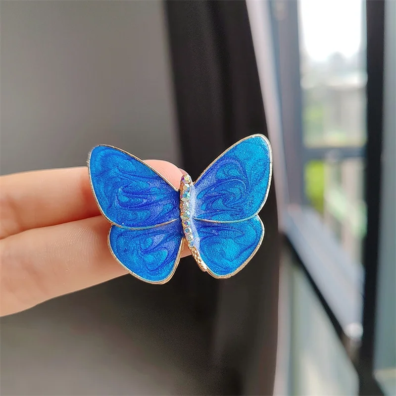 Summer New Butterfly Brooches For Women Charm Pearl Gold Color Brooch Pins Party Wedding Gifts Clothing Accessories Jewelry Gift