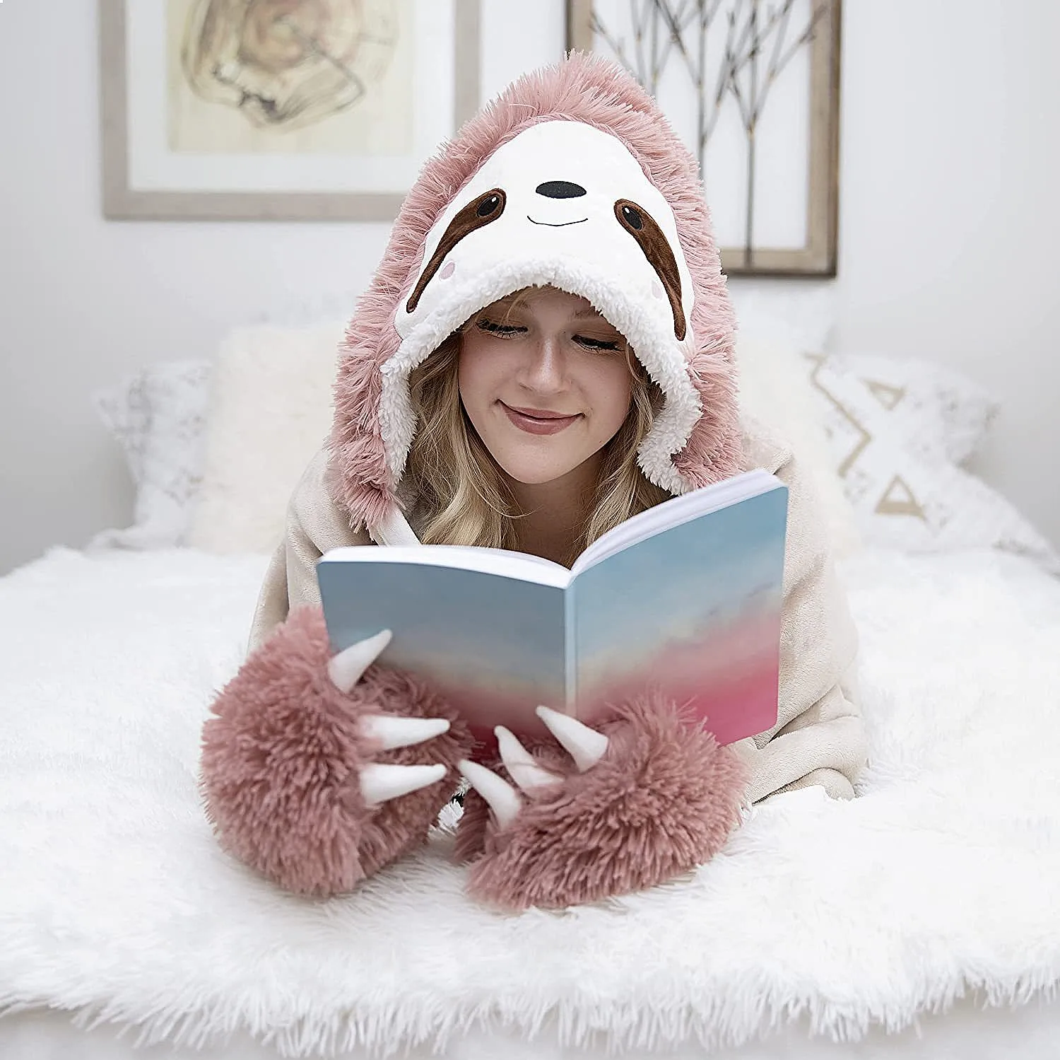 Wearable Cartoon Hooded Blanket with Gloves Lamb Velvet Warm Sleeping Bag Pajama Throw