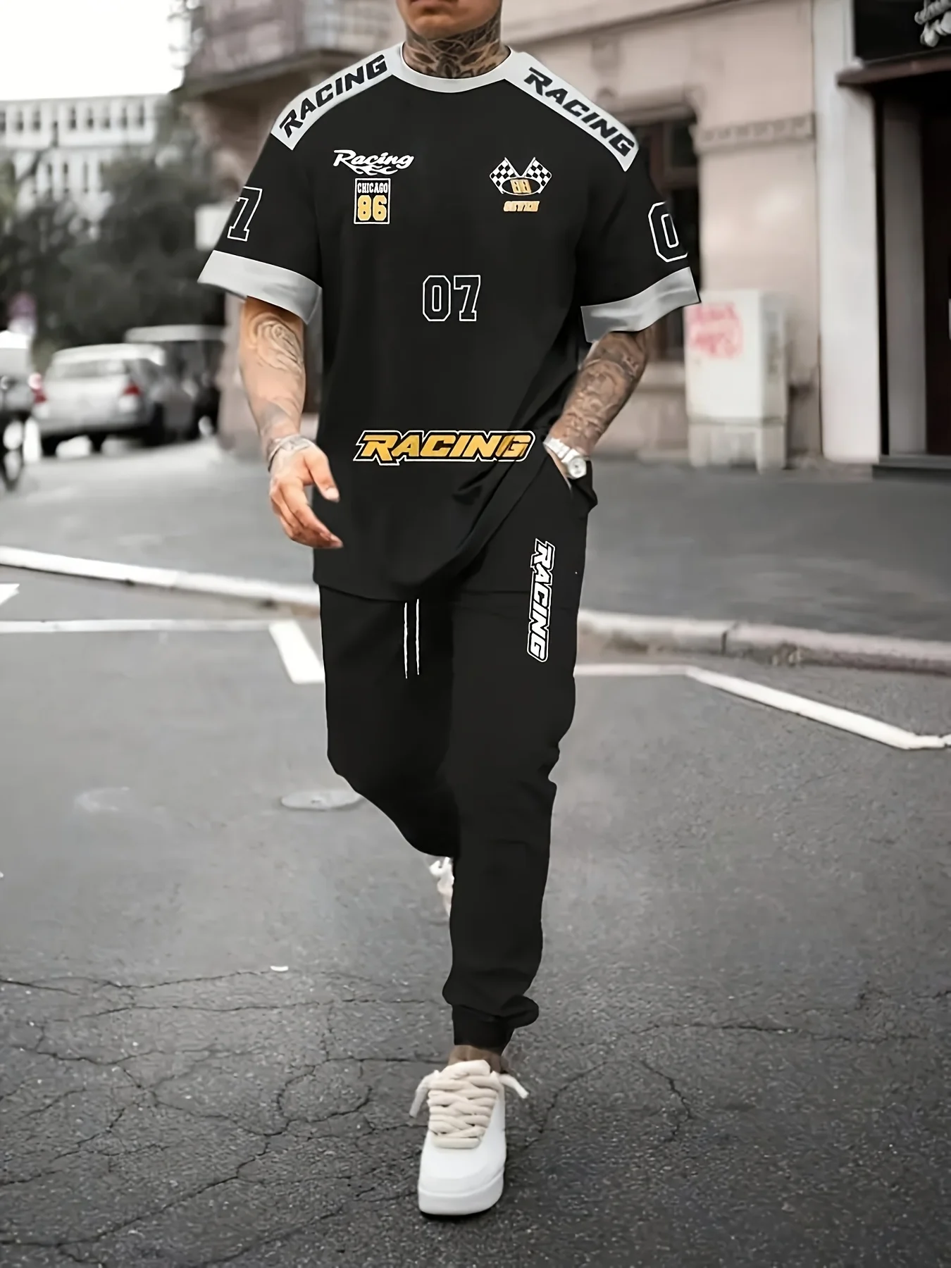 

The popular men's casual sports digital sportswear for summer 2025 is light thin and breathable