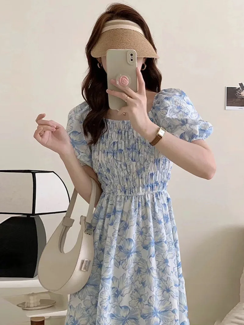 

Fashionable dress for summer travel new fashion loose for little girl fresh French square neck short sleeved floral skirt GUN8