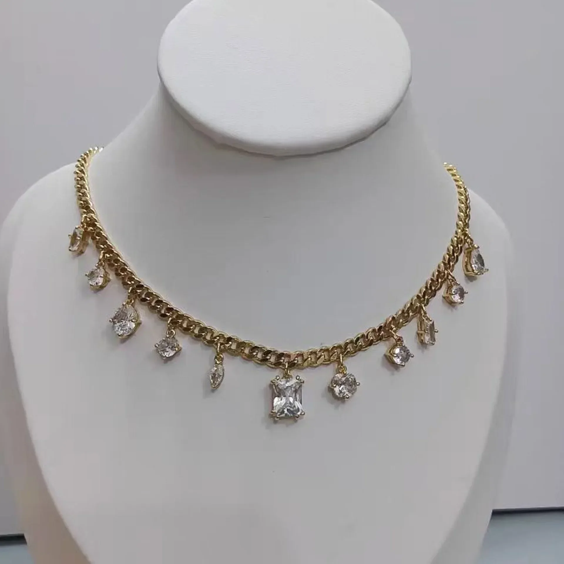 2025 Nieuwe Originele Gouden Hoge Sieraden Set Mode voor Vrouwen Waterdruppel Ketting Ring Oorbellen Armband Romantisch Cadeau
