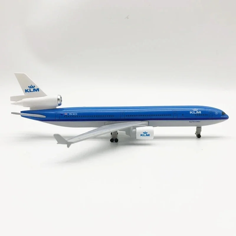 New 20CM US MD-11 MD11 Aircraft Model Toys with Base Alloy Diecast Airplane Adult Fans Collection Gift Souvenir Home Decor