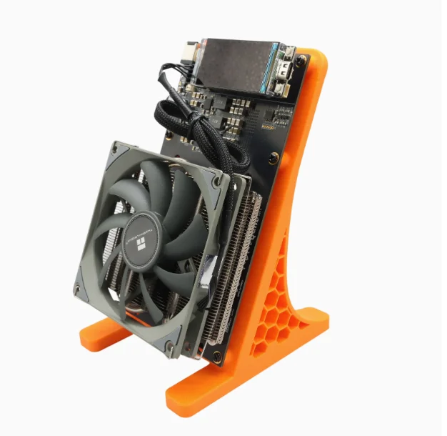 NerdQaxe ++ 4.8TH/s 75W ASIC Miner BTC Miner Open-Source Home Bitcoin Miner (وصل واي فاي فقط)
