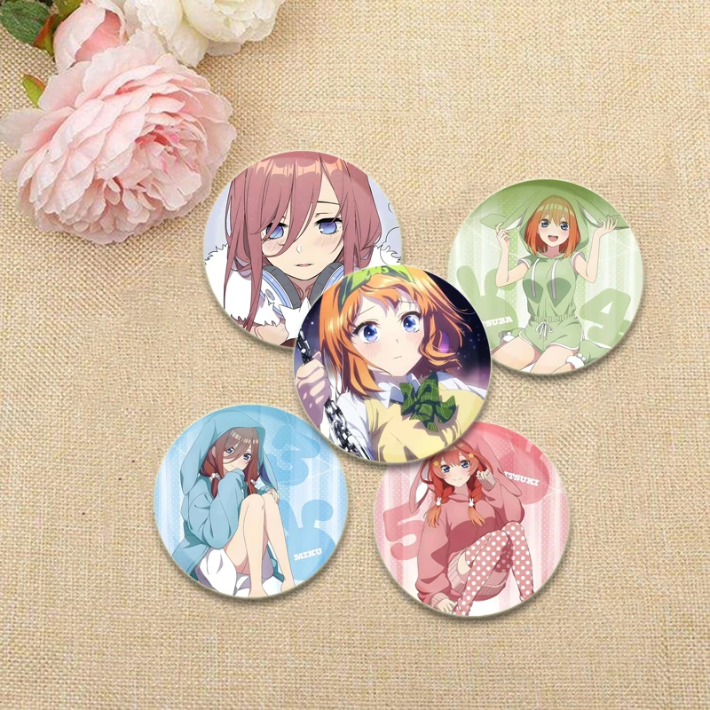 Anime The Quintessential Quintuplets Brooches Nakano Itsuki/Nakano Miku/Nakano Yotsuba Cartoon Badge Accessories Gift Pins