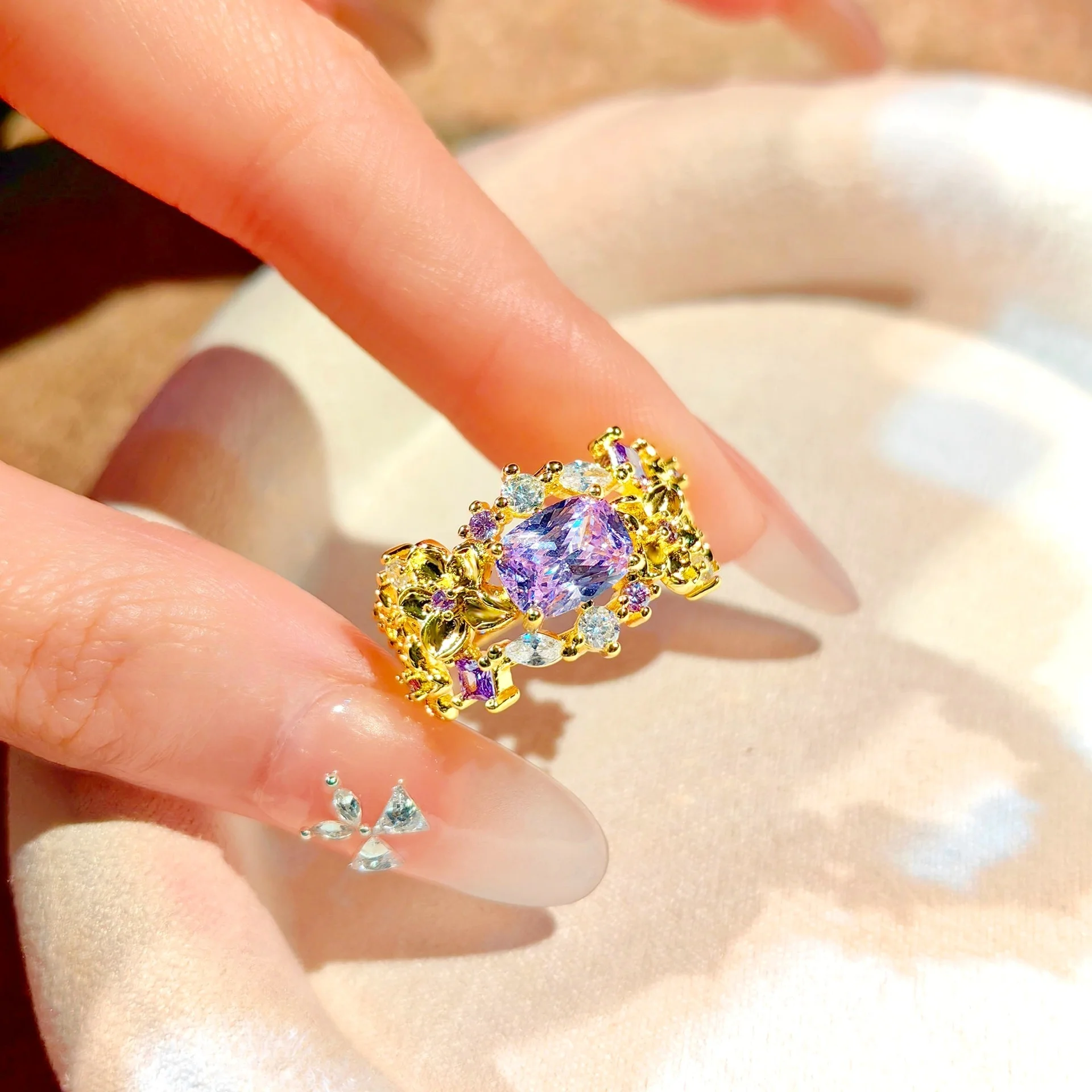 925 Sterling Silver, Niche Design Palace Style Light Luxury High-End Retro Ultra-Shiny Purple Diamond Gold Ring