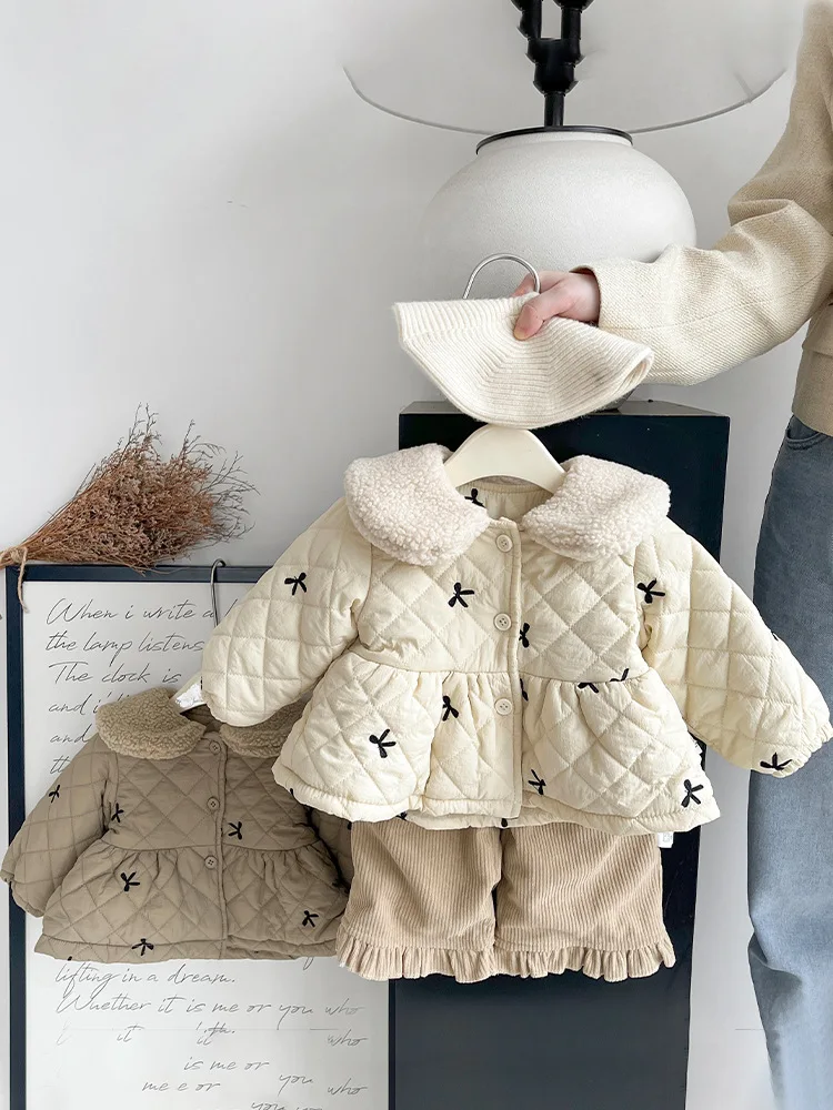 2024 Winter New Baby Fleece Warm Coat Infant Girls Cotton Padded Jacket Plus Velvet Thick Toddler Lapel Embroidery Cardigan