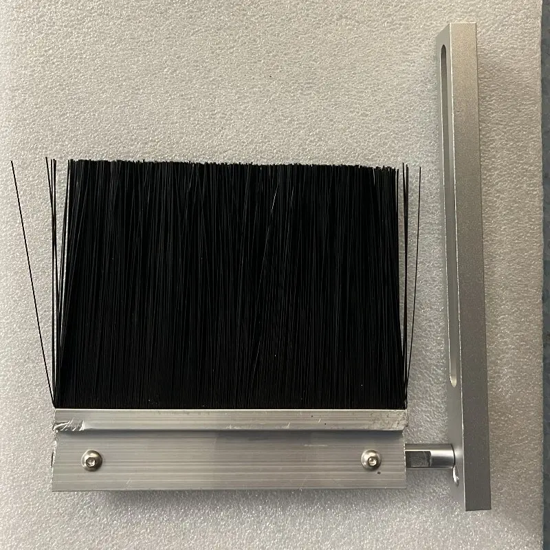 Labeling machine accessories: label covering sponge roller, label covering brush, spring label covering mechanism components