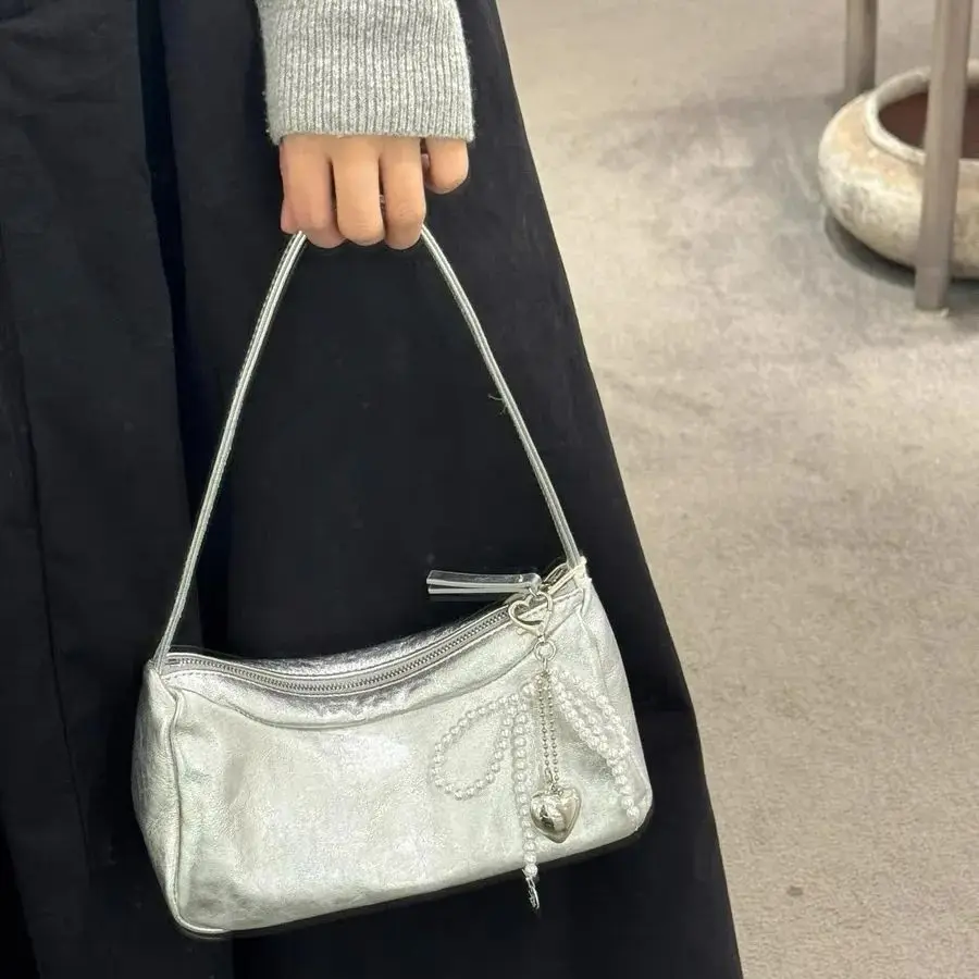 

Korean Style Minimalist Handbag Silver PU Commuting Shoulder Bag Casual Versatile Texture Small Square Bag Women's Bag 2025 New