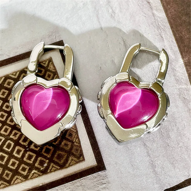 

Fashion Pink Heart Lock Drop Earrings For Women Personality New Creative Luxury Designers Jewelry Wholesale