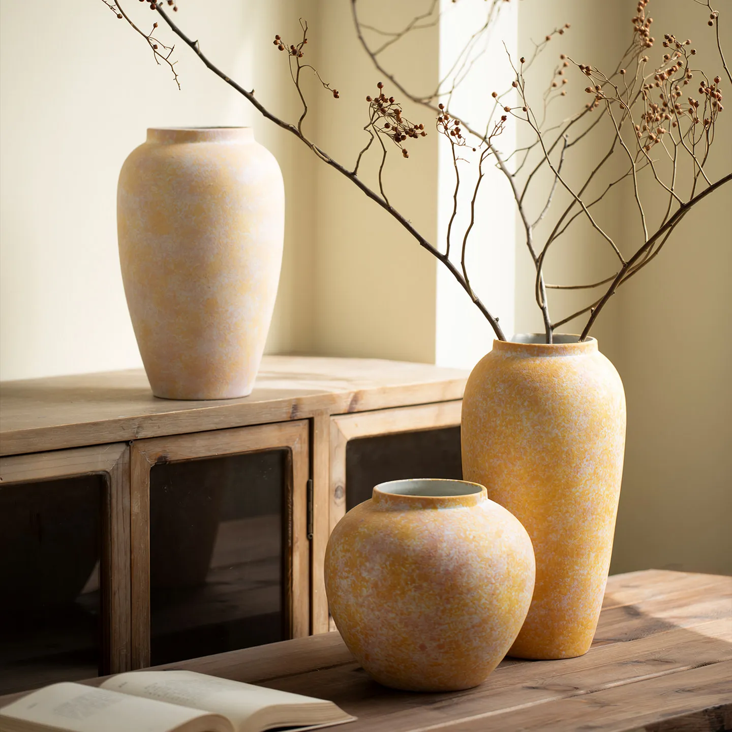 Ceramic vase yellow home decoration ornament living room tea room dining room flower arrangement