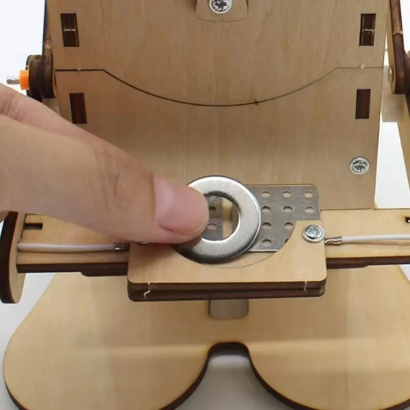 ชุดประกอบหุ่นยนต์กินเหรียญ DIY แบบ STEAM ของเล่นวิทยาศาสตร์สำหรับเด็ก ชุดทดลองการศึกษา ประกอบจากไม้