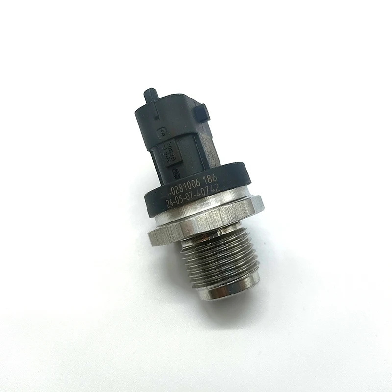 0281006186 الديزل الوقود السكك الحديدية مفتاح مستشعر الضغط المشترك 0 281 006 186 20792328 لفولفو الكمون IVECO DEF MAN Bosch #6