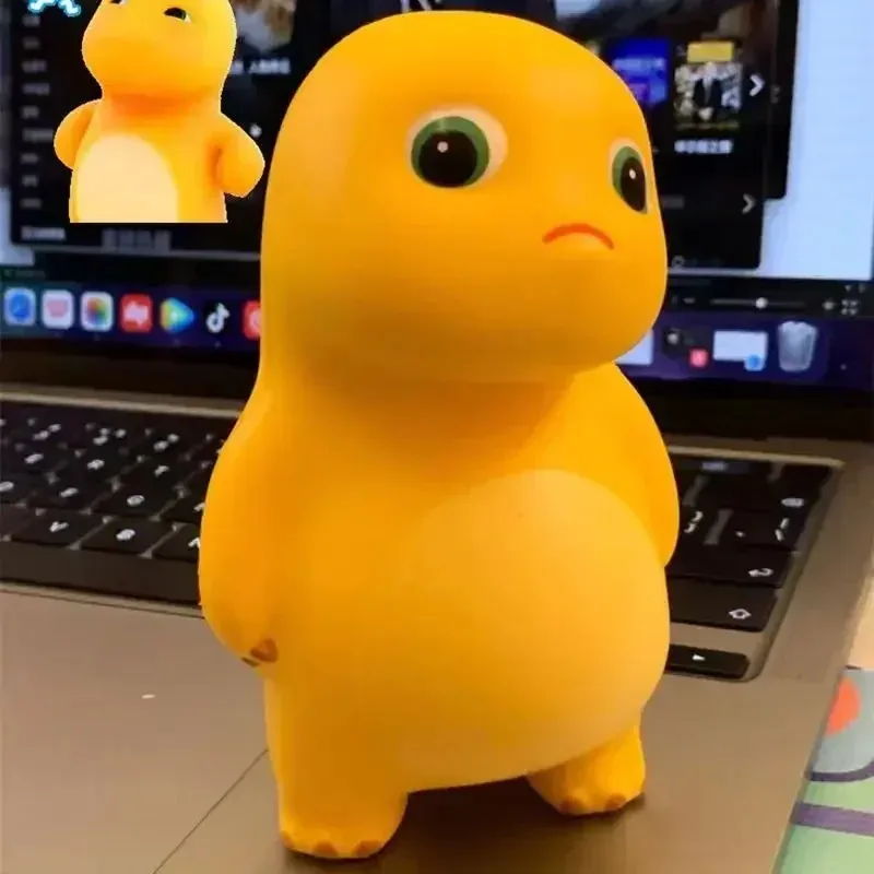 Miniso lindo Kawaii dragón de leche muñeca de peluche almohada Nailong cuelga regalos de cumpleaños para niños y niñas.