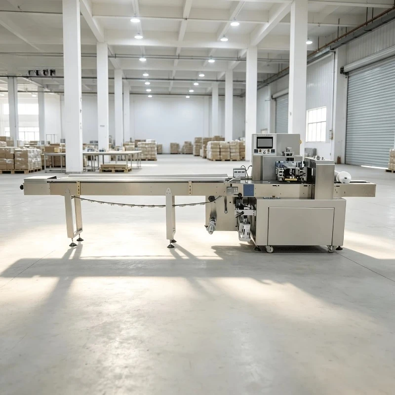 High Speed Automatic Flow Food Pillow Tissue Bread Vegetables Horizontal Packaging Machines Pillow Packing Machine