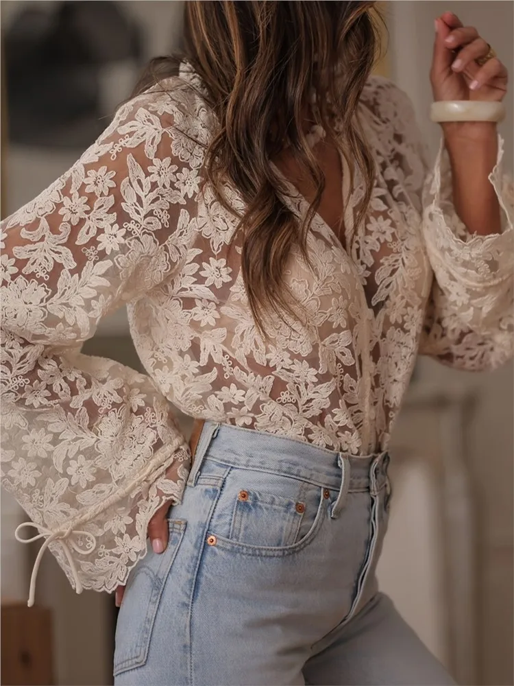 

Spring New Hollow Out Patchwork Fashion Tops Women Summer Long Sleeve Solid Color Simple Chic Blouses V Neck Loose Ladies Shirts