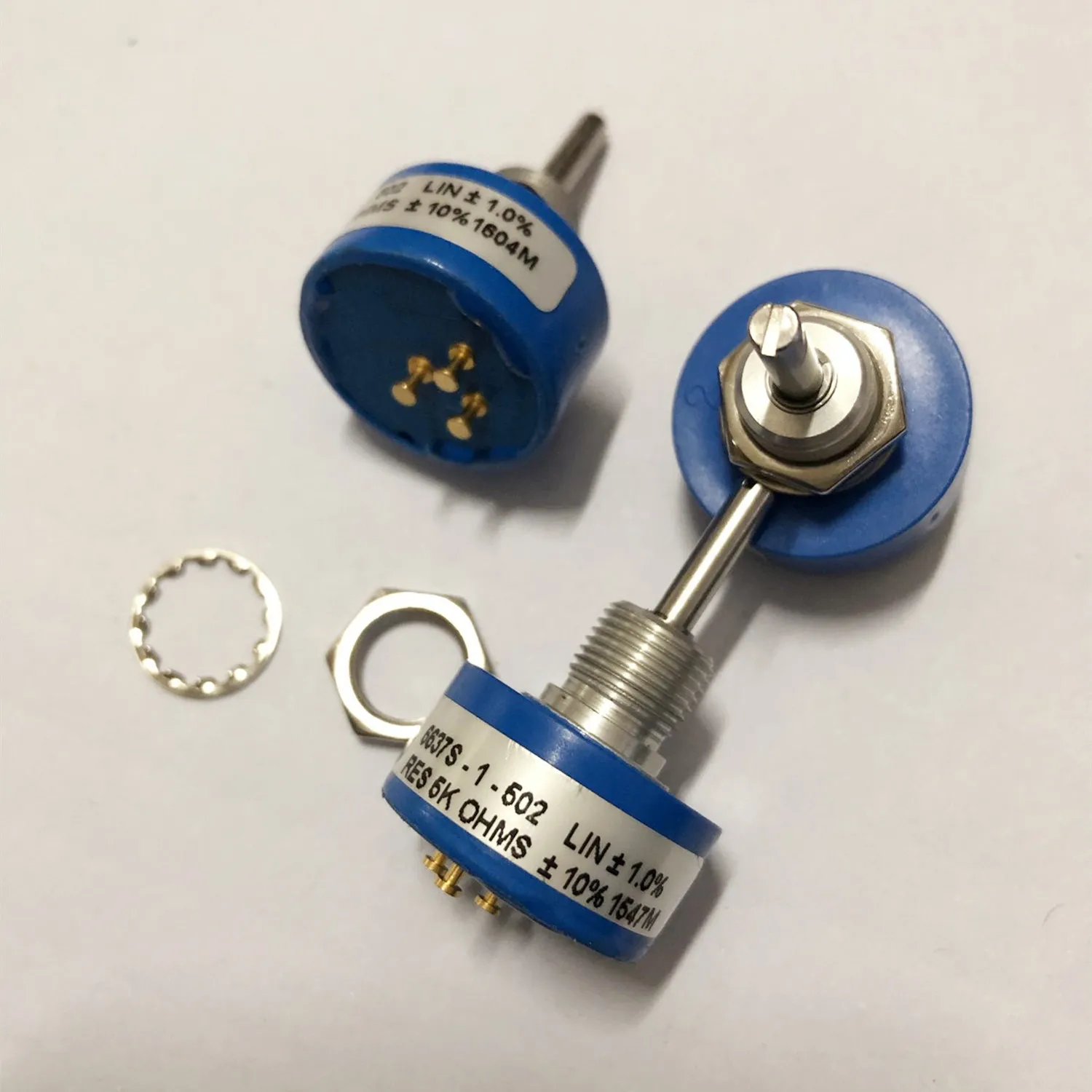 

Original new 100% 6637S-1-502 360 degree rotary potentiometer shaft length 25MM 5K gold-plated feet (SWITCH)