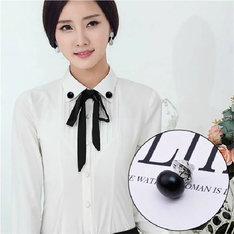 Button Brooches Korea Imitation Pearl Collar Cardigan Shawl Buckle DIY Scarf Brooch Pins Hot Sell Classic Elegant Woman Jewelry