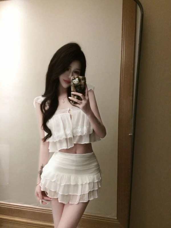 

Summer New Sweet Elegant Design Lace Top Waist Cinched Short Skirt Two Piece Set Fashionable Trendy Girl Sexy Chic Lady
