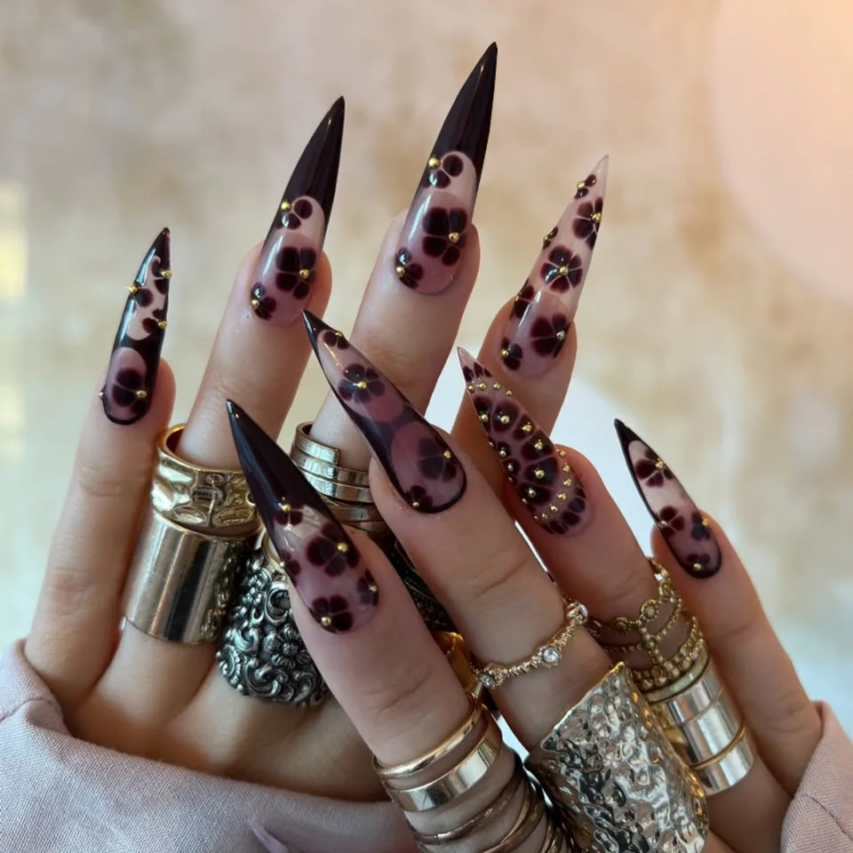 24Pcs Amber Gilded False Nails Long Stiletto Spicy Girl Autumn Winter French Fake Nail Black Tips Almond Design Press on Nails