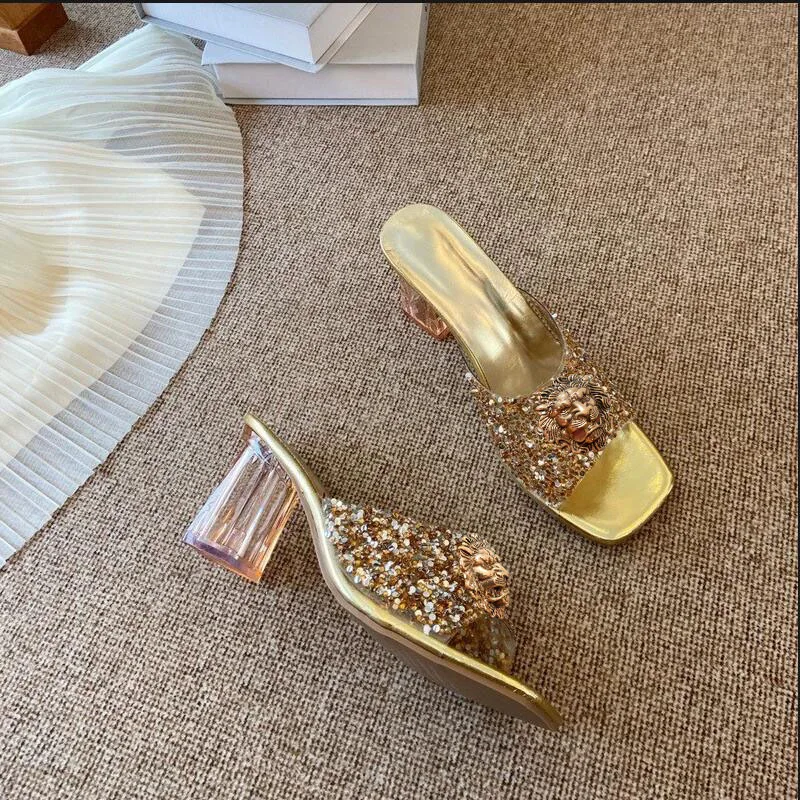 

Дизайнерские сандалии с массивными бриллиантами, женские носят новые летние шлепанцы, женские сандалии большого размера 41-43 T28