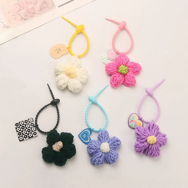 Color Knit Flower Keyrings Cute Creative Keychain Bag Pendant Decorations Headset Case Decor Accessories