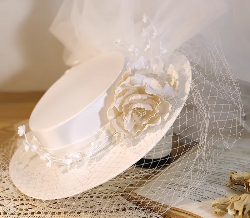 French Style Wide Mesh Brim Wedding Hat for Women White Satin Flat Fedora Cap Flower Bowknot Bride Formal Church Hat Headpieces