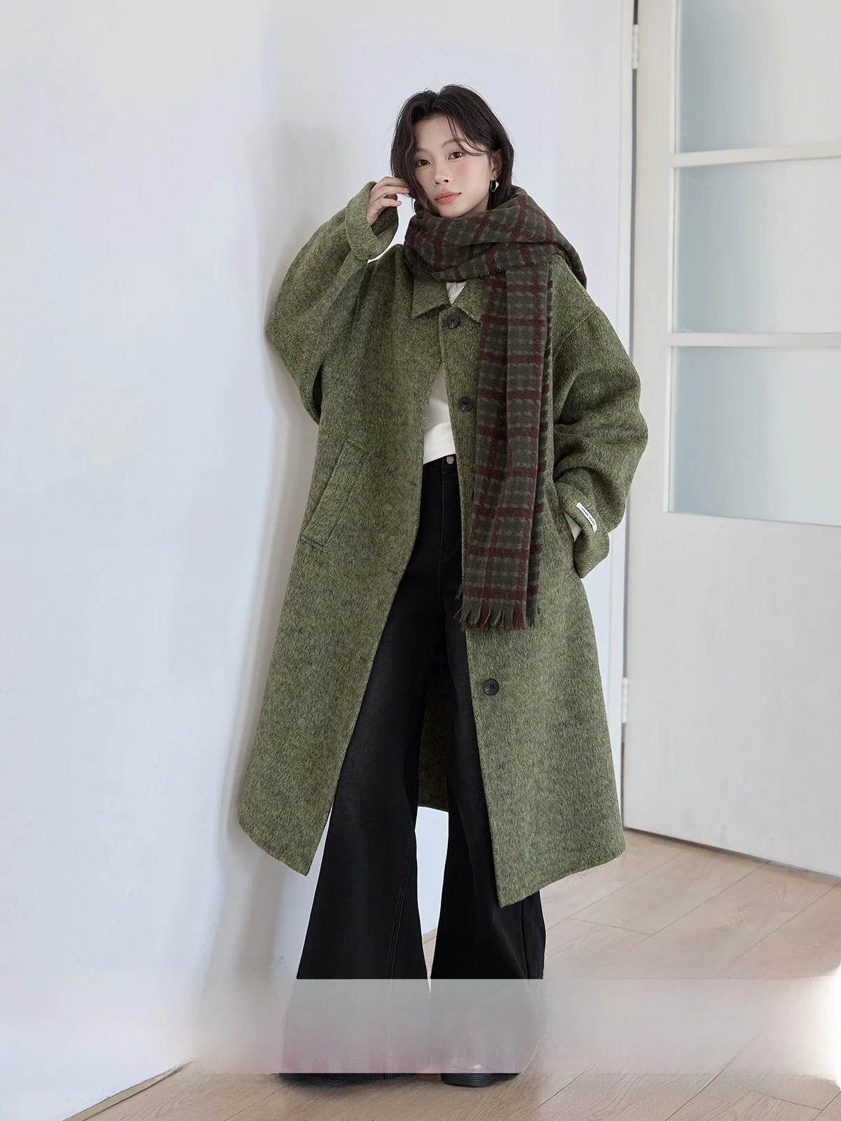 

Double-Sided Woolen Coat for Women Elegant Versatile Stylish HUIXI Commute Korean Style Long Sleeve Button Detail Winter New ...