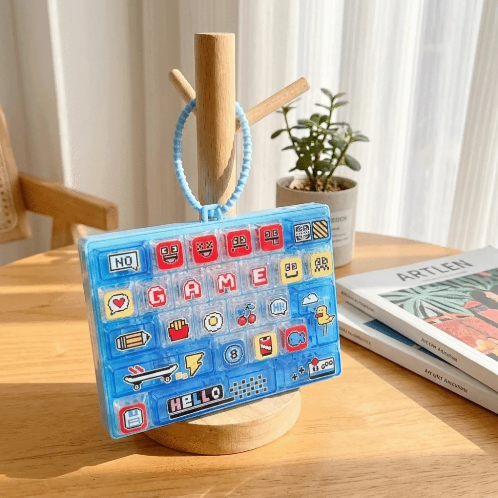 Creative 26-Keycap Keychain Pixel Button Cartoon Pattern Fidget Gadget Portable Design Hand-play Pendant Sensory Charm Bag Charm
