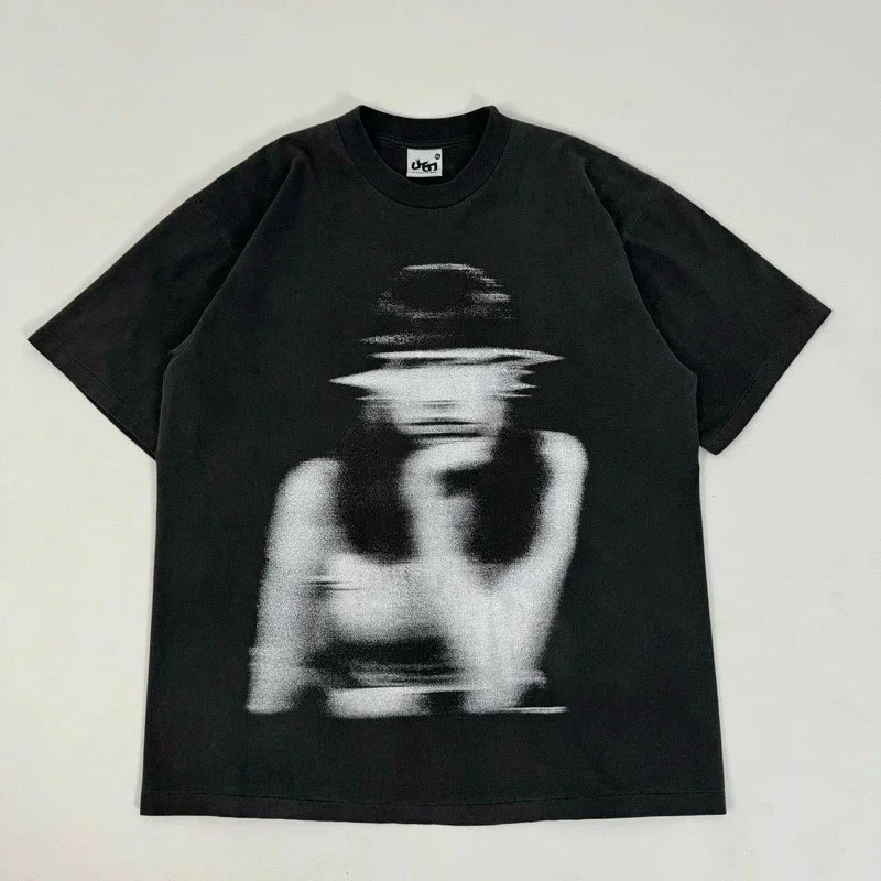 تي شيرت فارغ The Secret Love ملء فارغ FayeYoko نفس أسود بأكمام قصيرة مع قميص مطبوع تجريدي محيطي Faye Malisorn #4