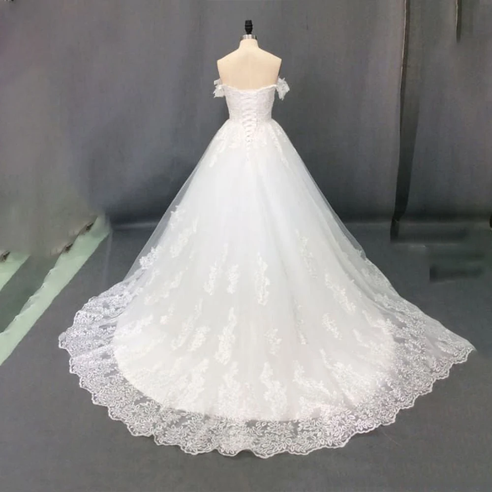 

Luxury Wedding Dresses Off The Shoulder Sleeveless White Ball Gown with Appliques Sweep Train فستان الزفاف Customized