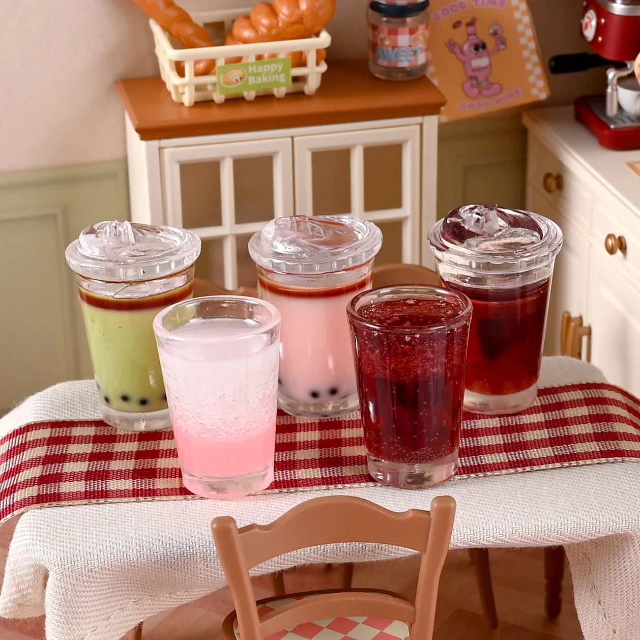 2pcs Dollhouse Mini Coke Drink Bubble Tea Cup Coffee Cup Model Toys Miniature Food DIY Decor Home Desktop Decor Decoration