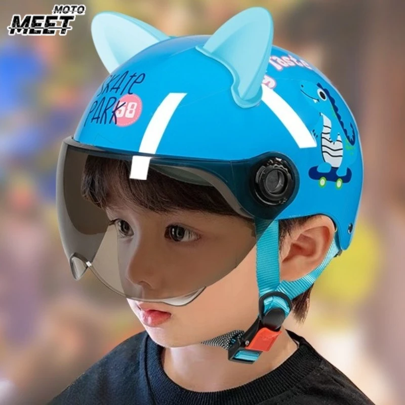 

Lightweight Warm Sunproof Ear Protector Style Electric Vehicle Safety Helmet Half Helmet for Children 3-16 Years Old All Seasons