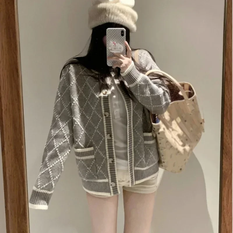 

Autumn Winter Vintage Loose O-neck Single Breasted Sweaters Women's Fashion Warm Commute Simple Plaid Knitted Cardigan