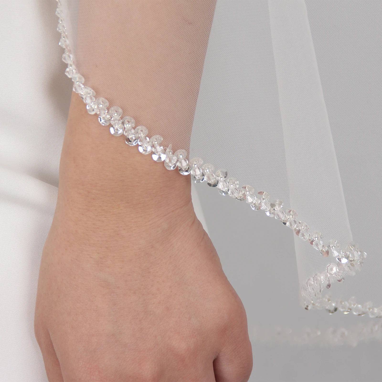 الحجاب للعروس عقال مقياس السمك الترتر الدانتيل مخيط يدويا قوية ودائمة 1 متر الأبيض مشط الشعر الكلاسيكي نمط لينة G63