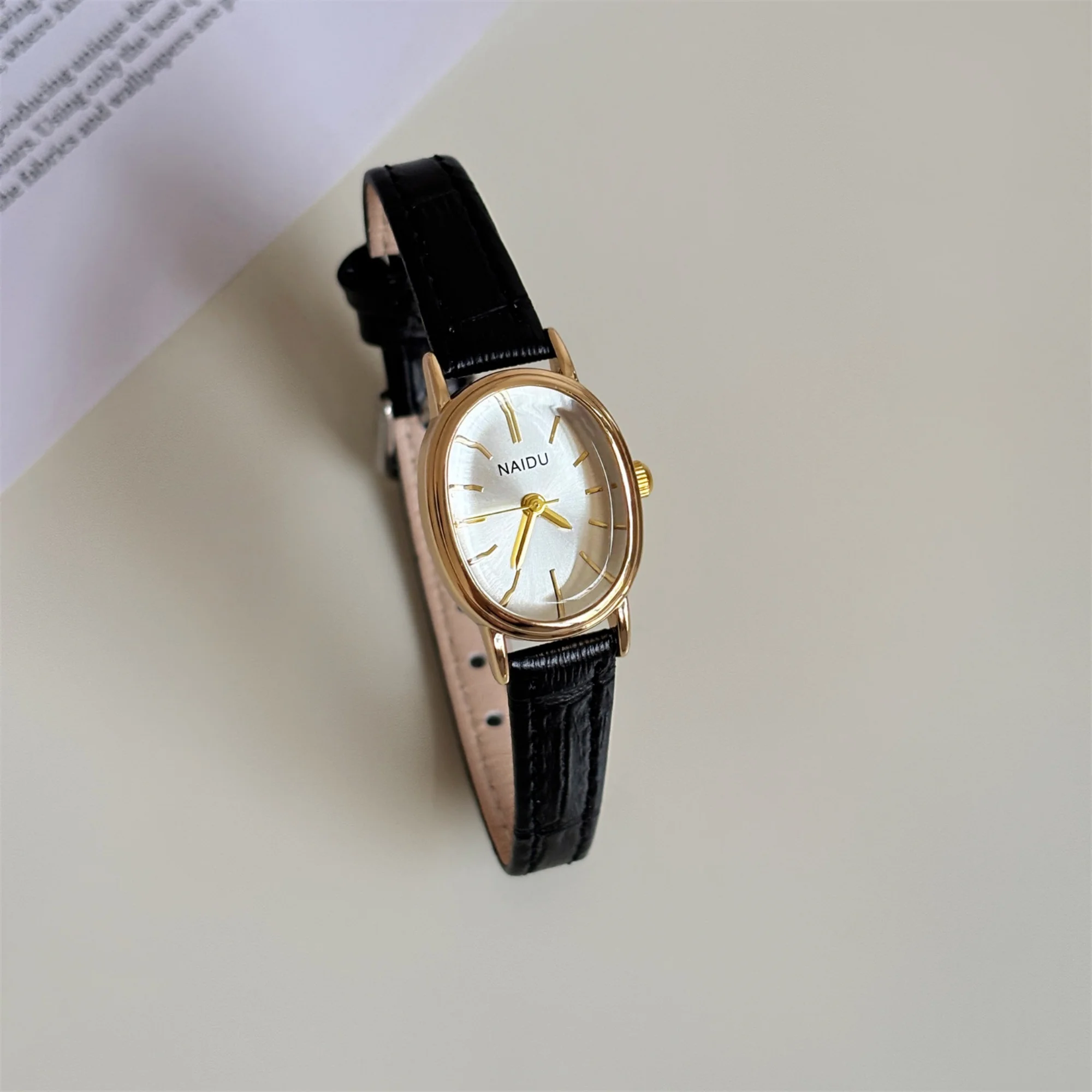NAIDU Women Oval Quartz Watch Alloy Case Texture Leather Strap Ultra Slim Vintage Wristwatch Gift For Ladies Girls  Dating