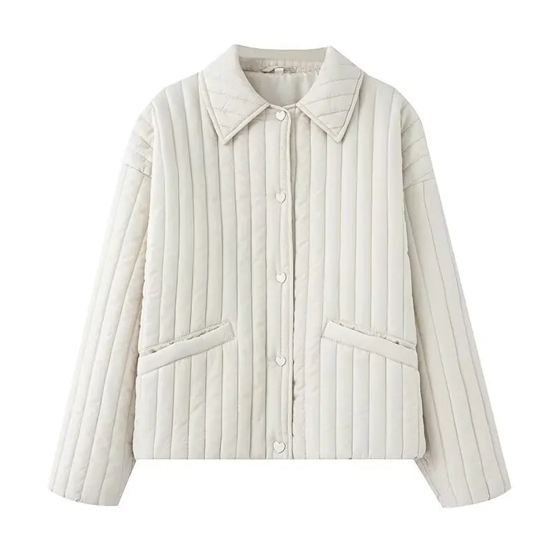 

Spring 2025 Women's Loose Fit Cotton Jaet with Turn-down Collar And Heart-aped Button Decorations Faionable Outerwear