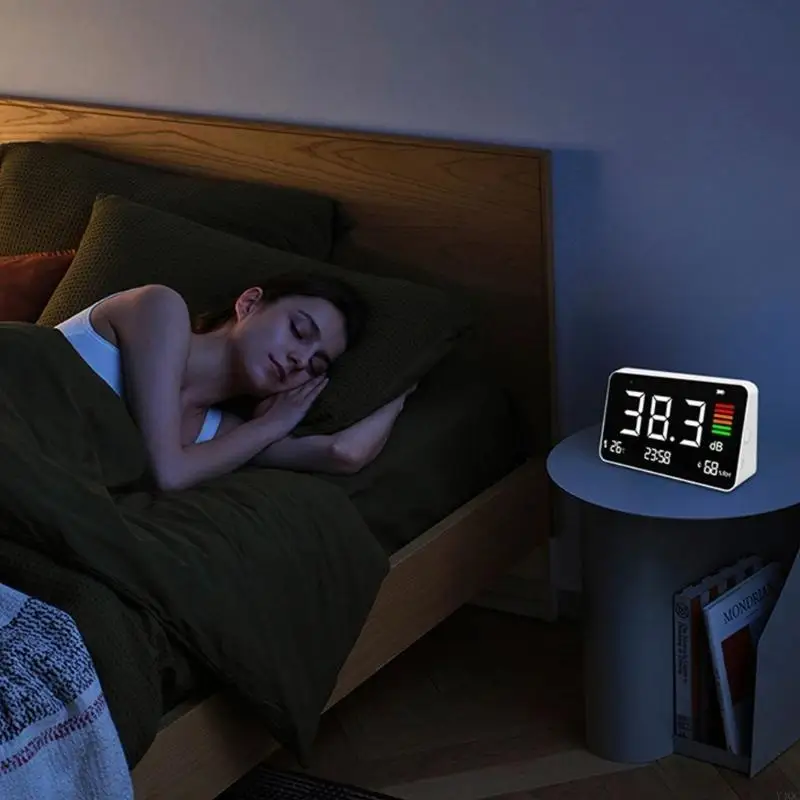 عداد مستوى الصوت المكتبي 30-130DBA مقياس ديسيبل مع عرض رطوبة درجة الحرارة Y4QC