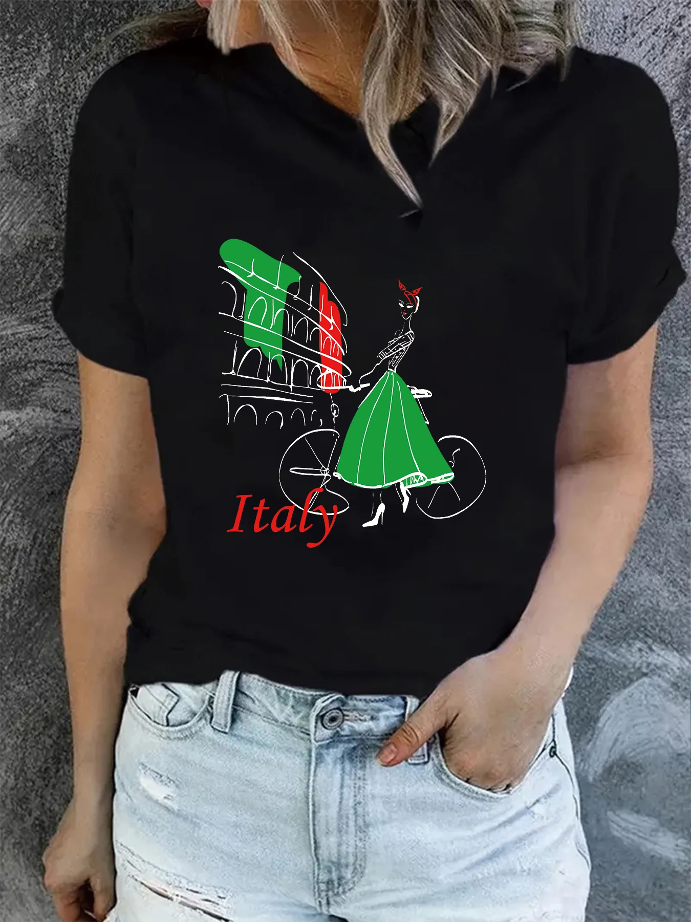 

Italian Elegant Girl Creative Design Women's T-Shirt Top Summer Round Neck Short Sleeve Fashion Cute Graphic T Shirt