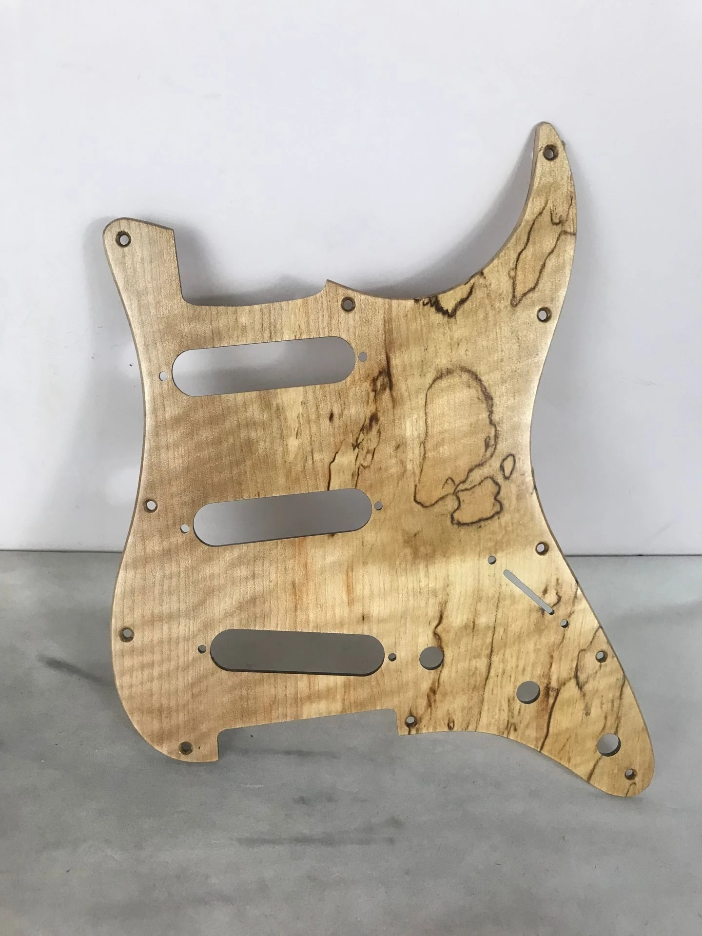 

1 Pcs High Quality Solid Maple Wooden Electric Guitar Pickguard S T Style 11 Hole 3 Ply New SSS Guitar Pick Guard