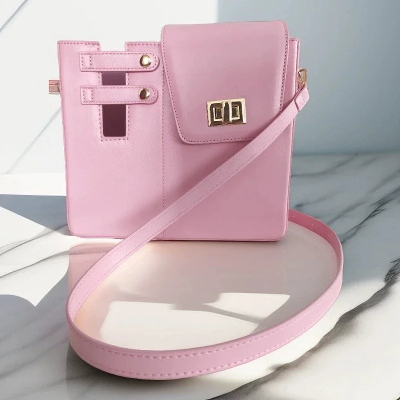 

Shoulder Bag Women Casual Horizontal Square Outdoor Portable Beverage Bottle Water Cup Bag Commuter Crossbody Bag Retro