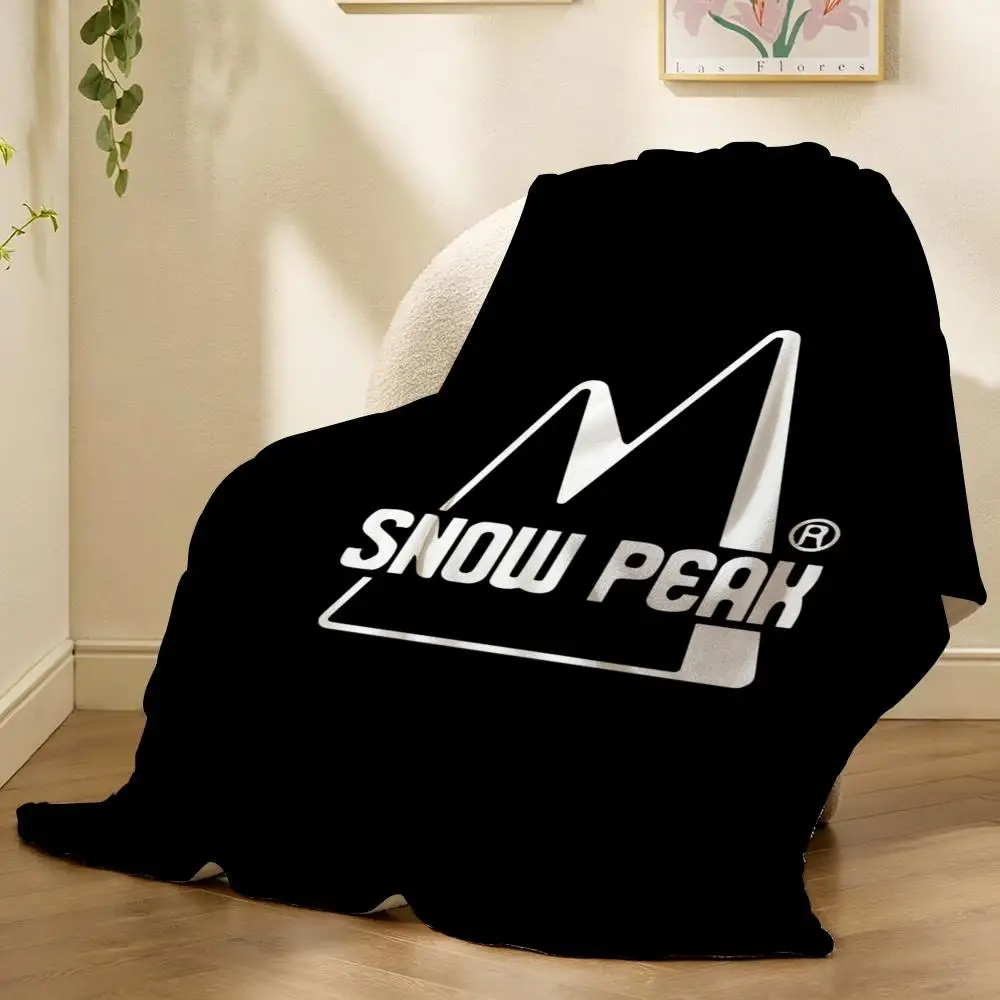 

S-SnowS P-PeakS Throw Soft Flannel Throw Blanket, Lightweight Breathable Summer Nap Blanket For Sofa Home Travel Cozy Decor