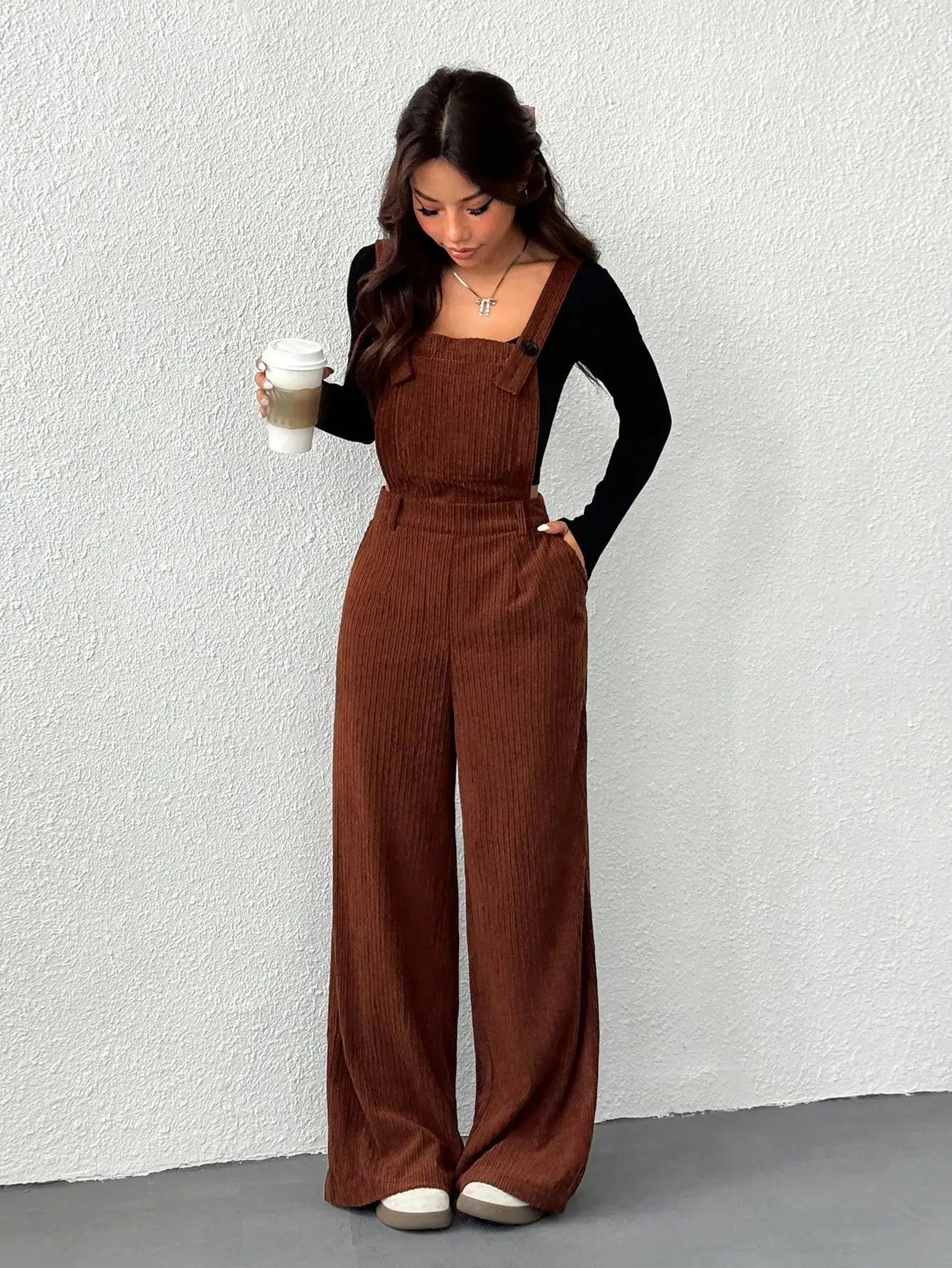 

BWQ Women's Solid Color Minimalist Fashion Casual Jumpsuit, Everyday Wear
