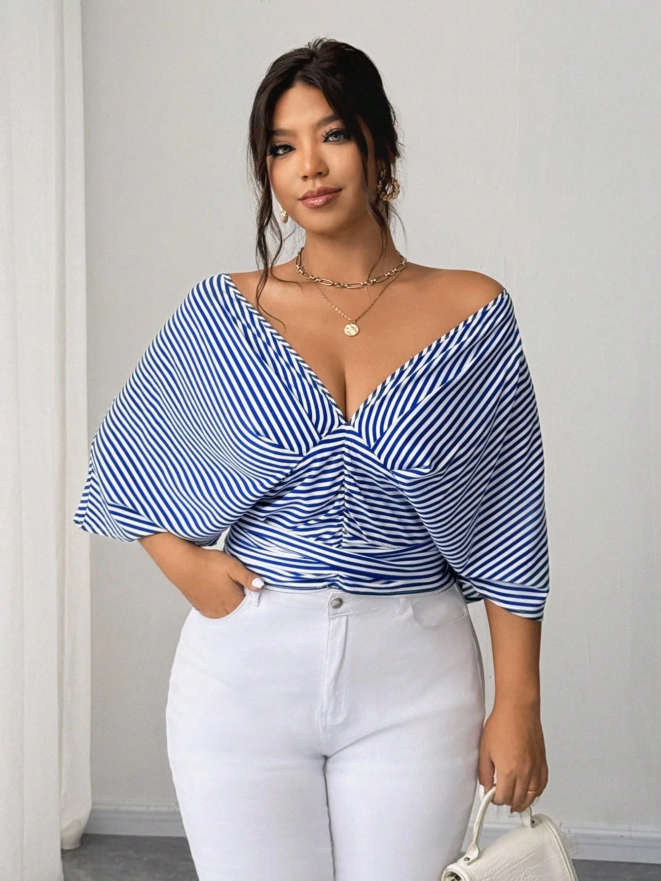 

Синий полосатый топ с открытыми плечами и пышными рукавами для женщин