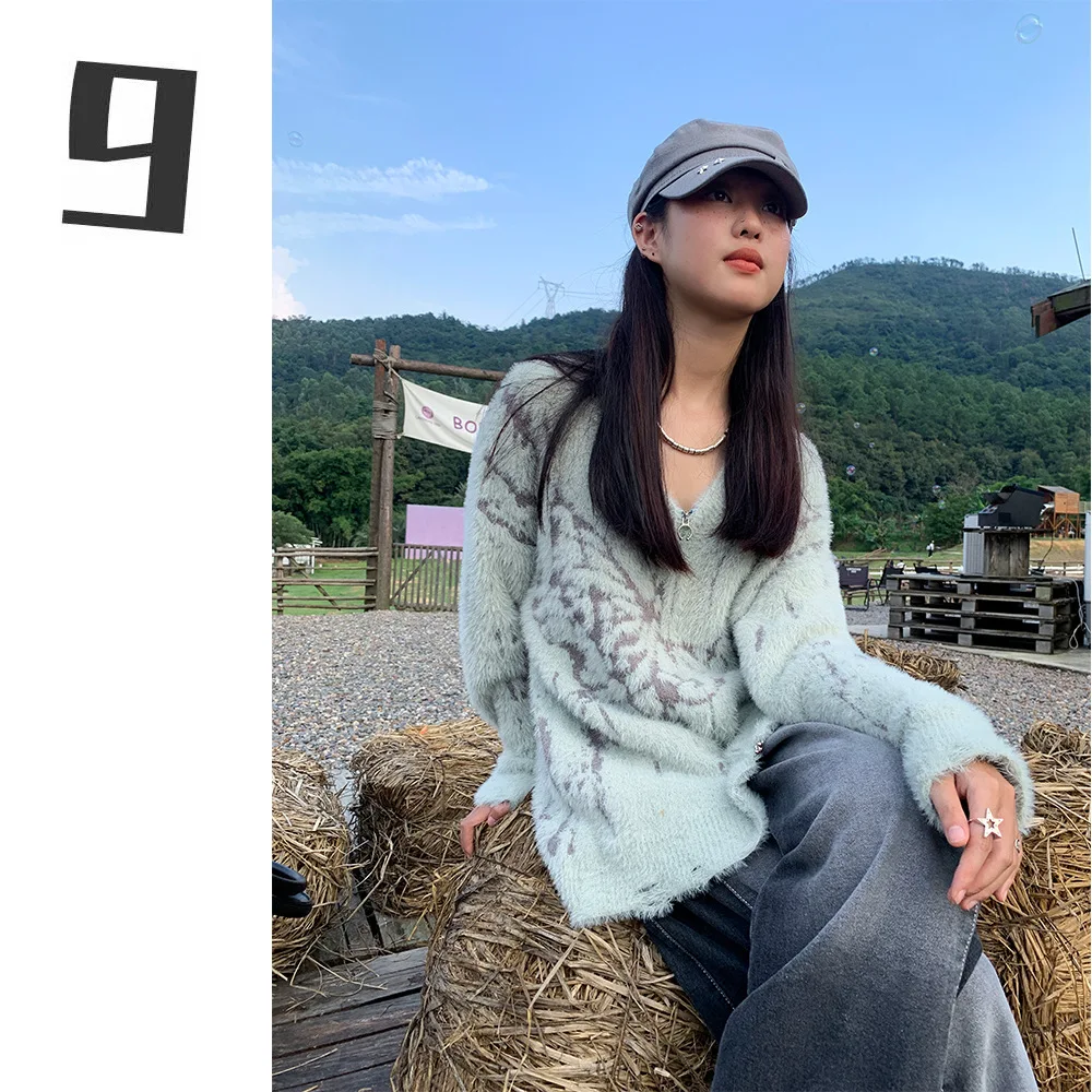 

[9Hour] Lazy Style Soft Sticky Imitation Mink Fur Knitted In Spring 2024, Loose And Worn Long Sleeved Sweater For Women