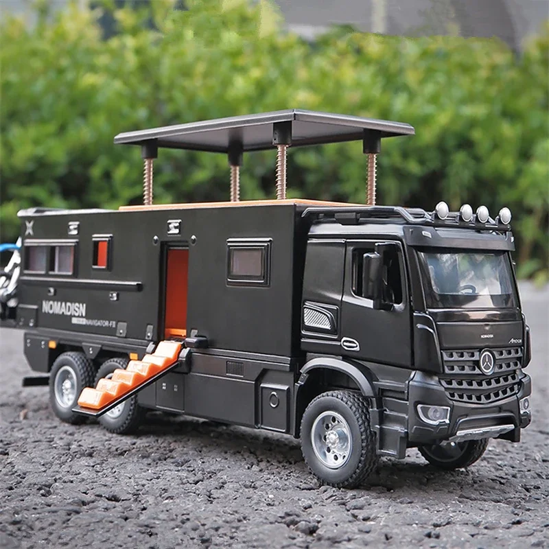 1/28 Arocs Unimog Alloy Motorhome Touring Car Model Diecast Metal Off-road RV Vehicles Model Sound and Light Children Toy Gift