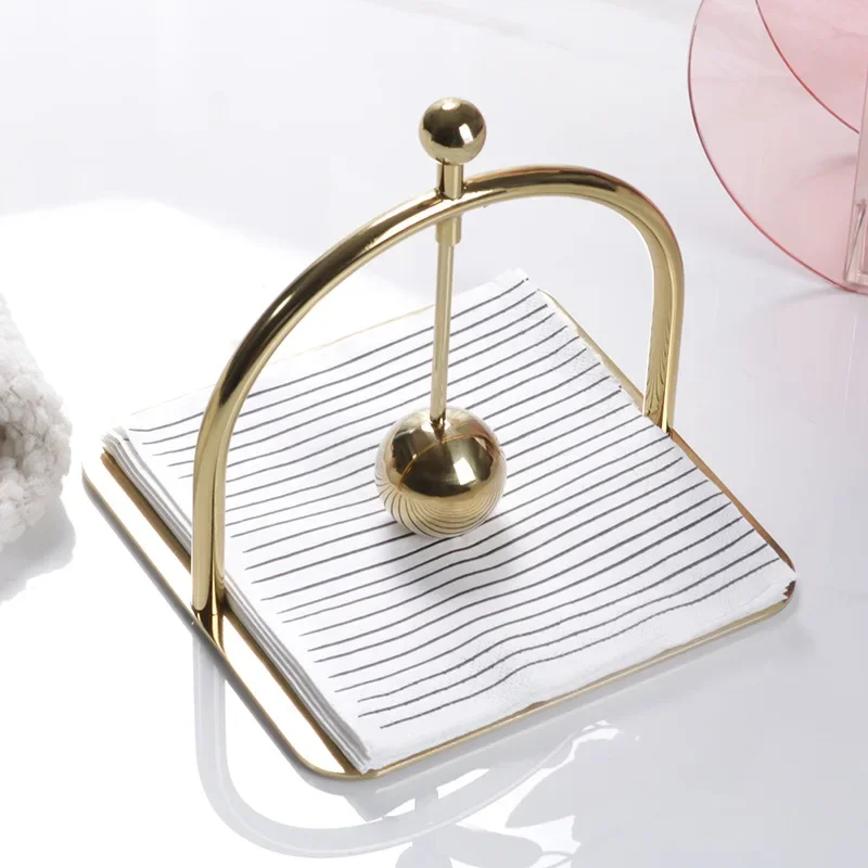 Modern light luxury metal tissue rack ornament, hotel clubhouse sales office, model room, living room soft decoration decoration