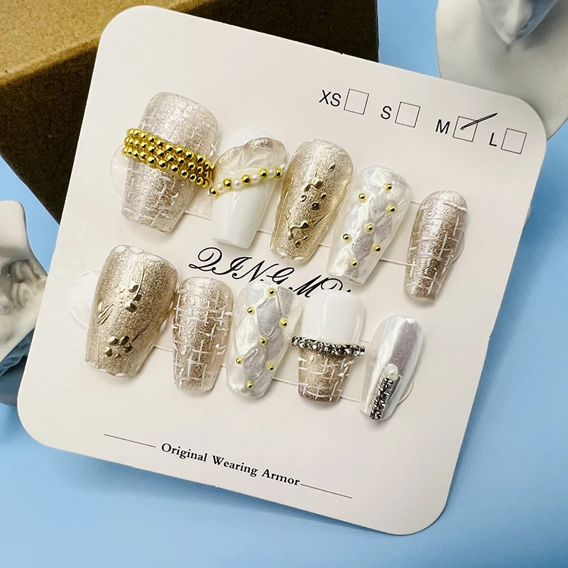 

Shiny Handmade Pearl Luster Fake Nails Short Square Fake Nails Full Coverage Press On Nails DIY Removable Crystal Nail Pads