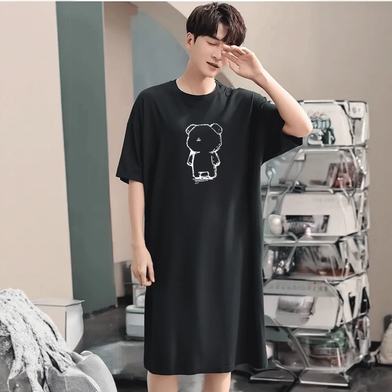 Black (back view bear)